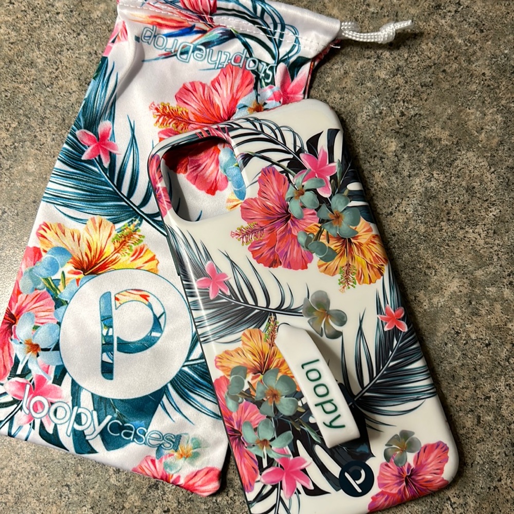 Floral case,  Includes pouch